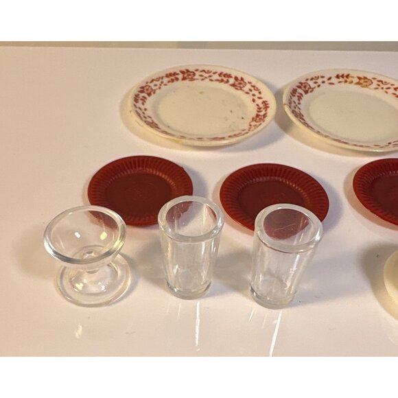 Marx Dollhouse Dish Set Plates Glasses Cups Saucers Glasses Tea Pot Tray 19 Pc - Picture 4 of 9